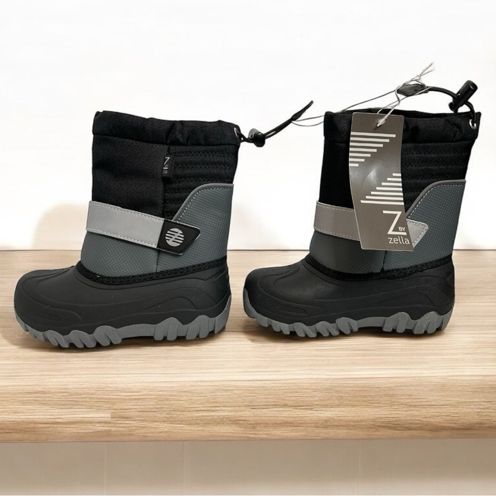 NWT Nordstrom Z By Zella Kids Water Resistant & Insulated Boot Reflective Strap